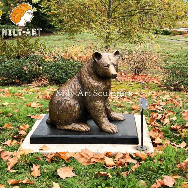 bear lawn ornaments mily sculpture