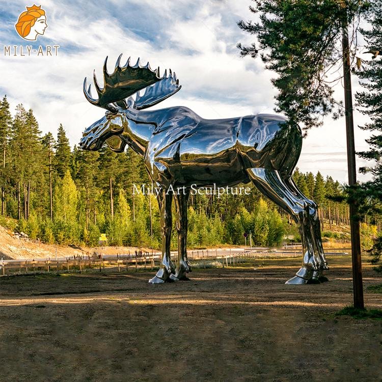 metal moose sculpture mily sculpture