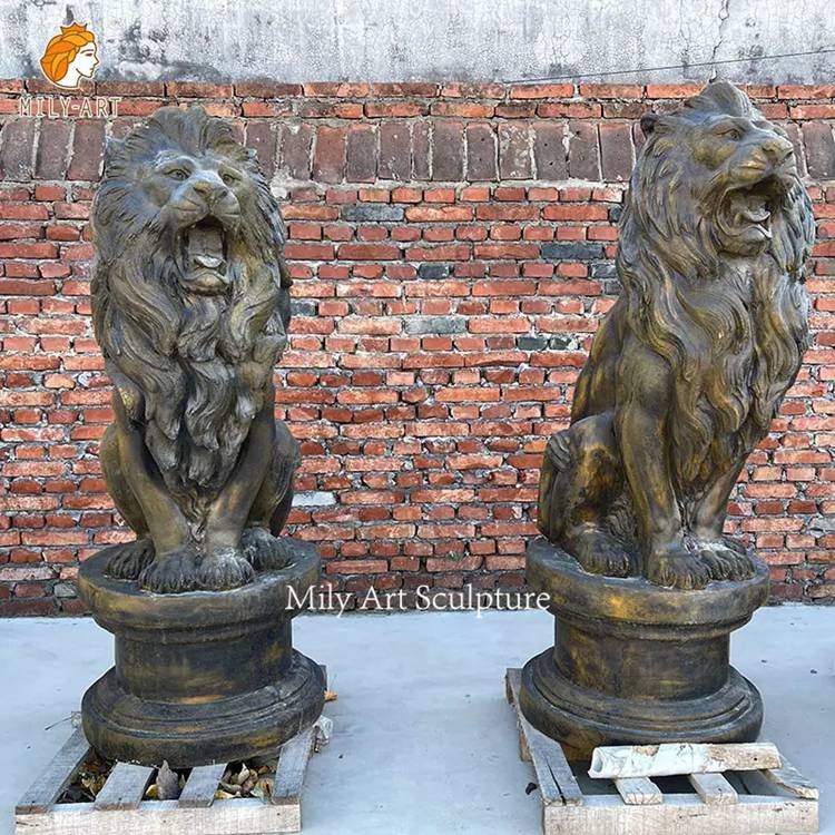 6.sitting lion statue mily sculpture