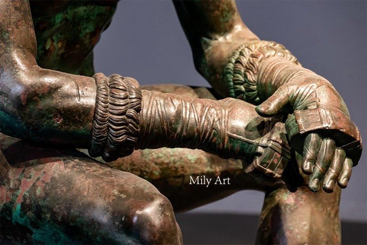 2.2.details of the bronze boxer statue-Mily Statue
