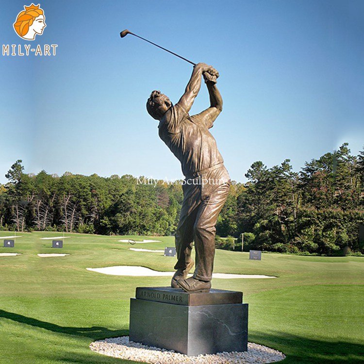 1.golfer yard statue