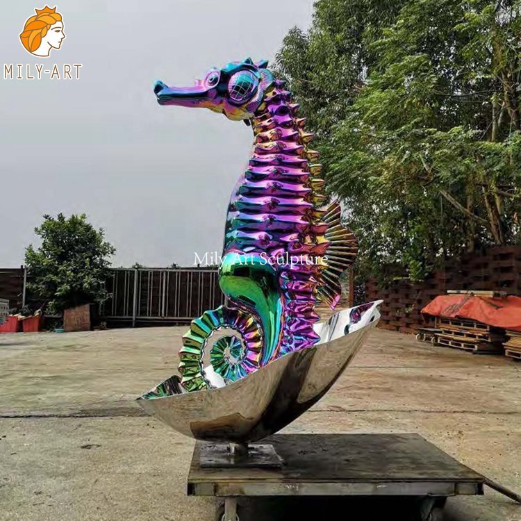 3.metal seahorse sculpture-Mily Statue