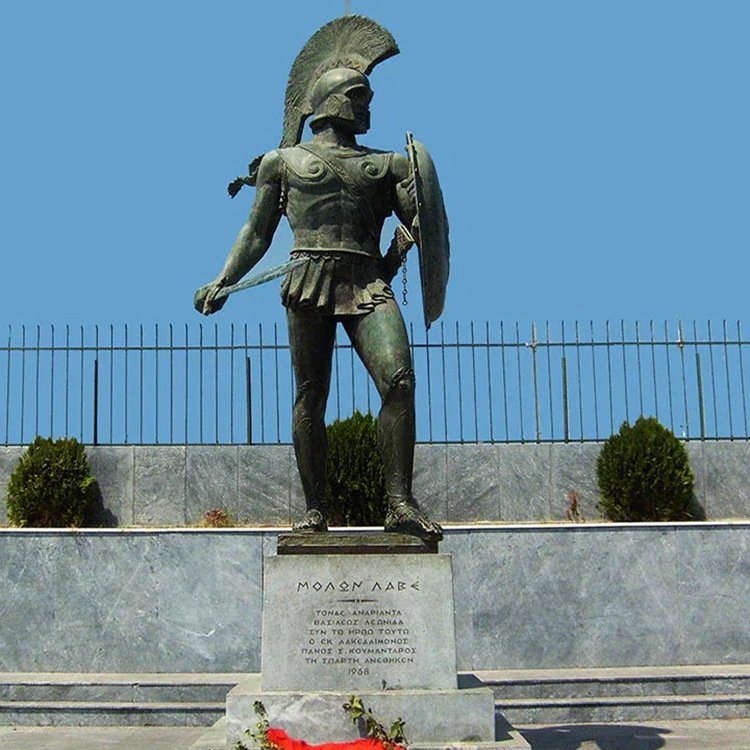 3. king leonidas sculpture mily statue