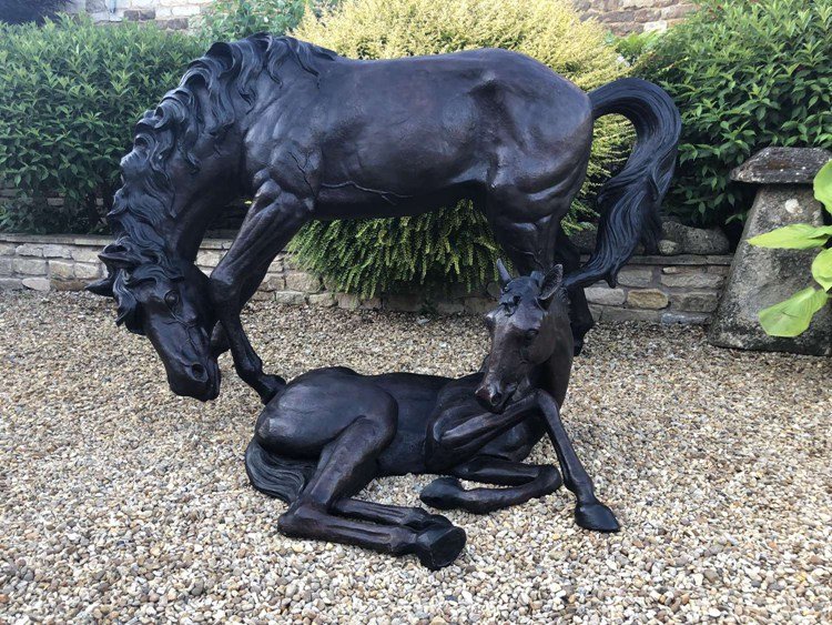 2.mare and foal statue