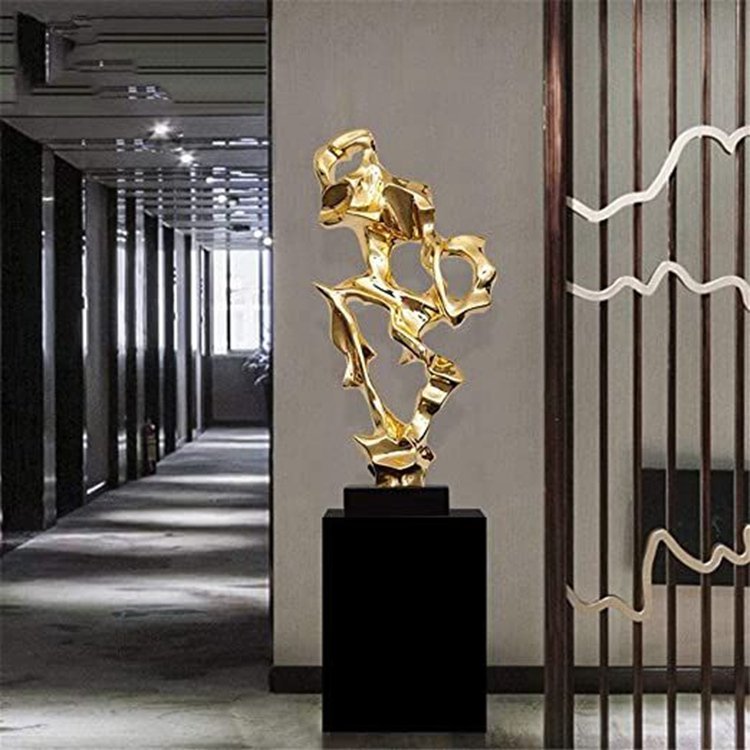 4.1. modern metal sculptures