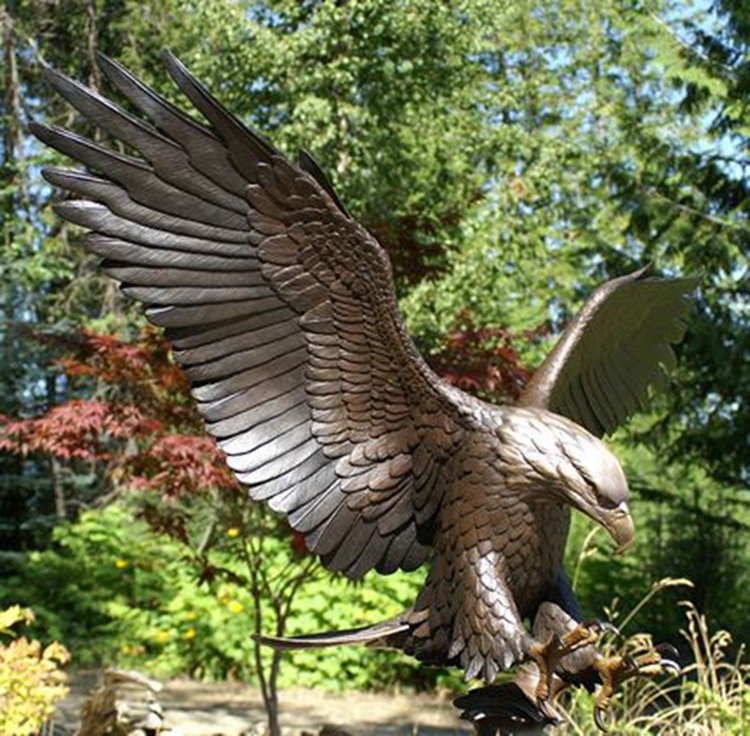 1. eagle statue