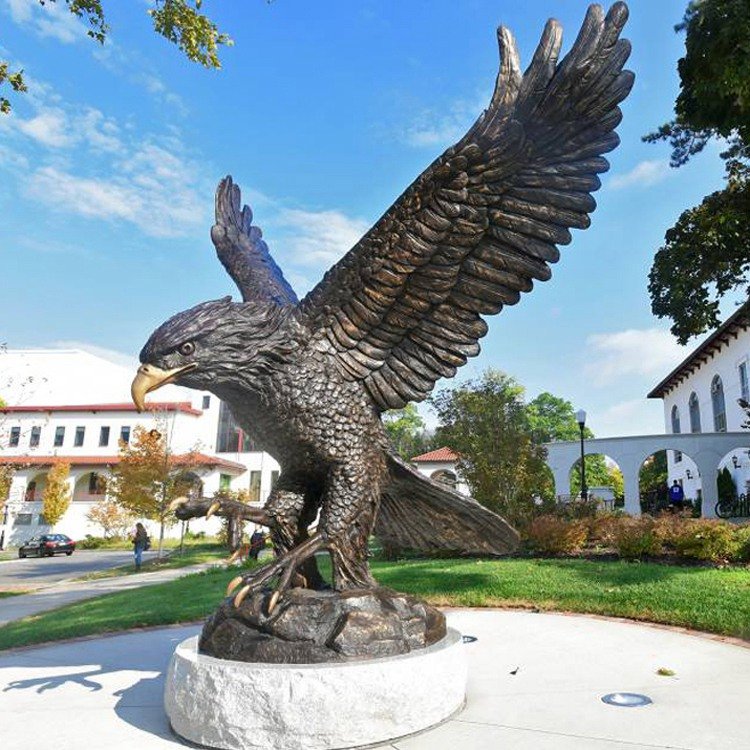 5. eagle statue