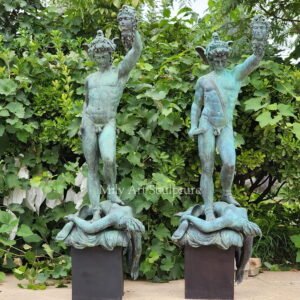 perseus with the head of medusa sculpture replica