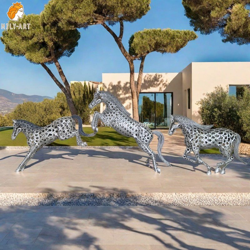Life Size Metal Horse Sculptures for Outdoor Villa Decor