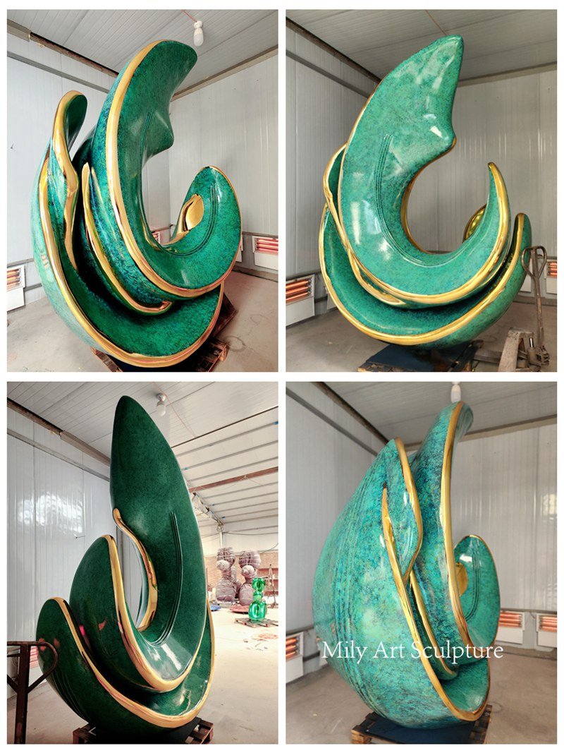 Abstract Metal Water Feature Garden Sculpture Details