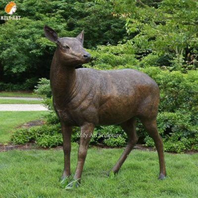 Life Size Bronze Doe Deer Statues for Park Decor