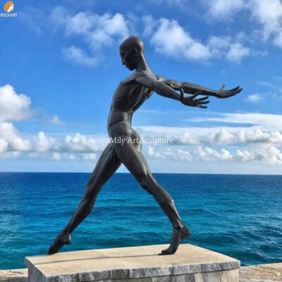 Custom Sculptures Monumentales Bronze Life Size Diver Statue