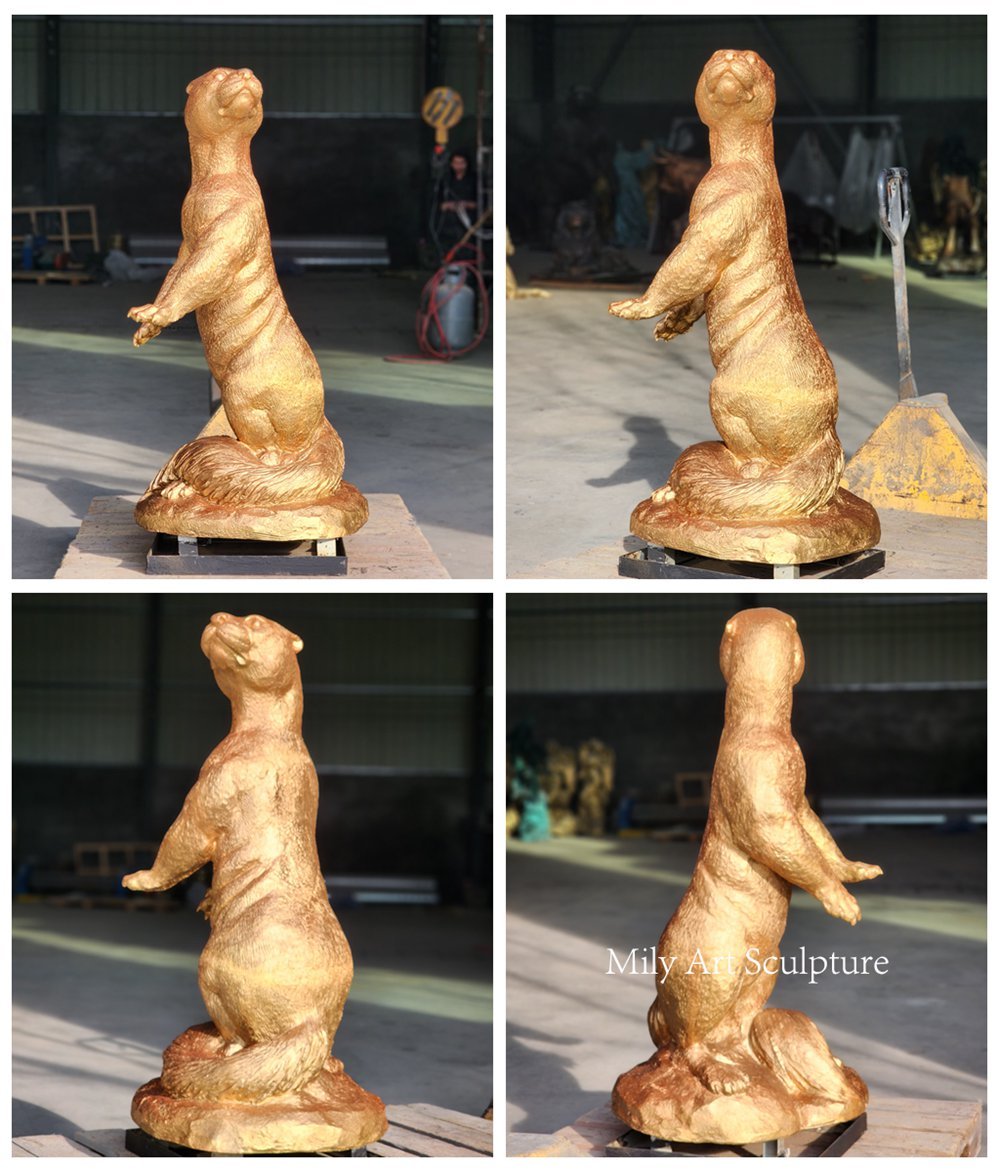 Casting Bronze Otter Garden Statue Details