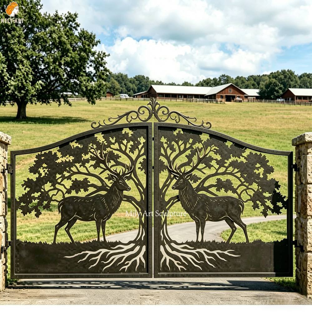 Entrance Iron Gate with Elk Statue for Ranch