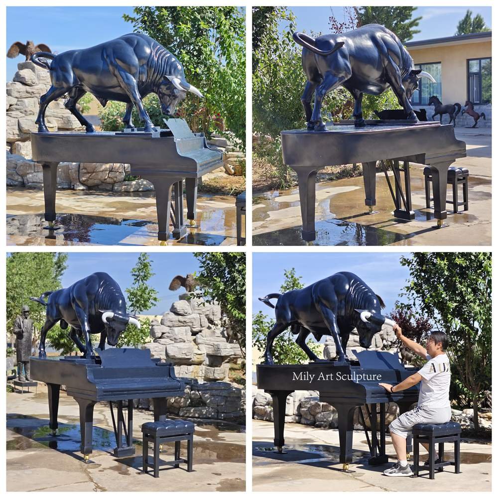 Life-sized Black Bull Standing on Piano - Sculpture Chapman's Homer Details