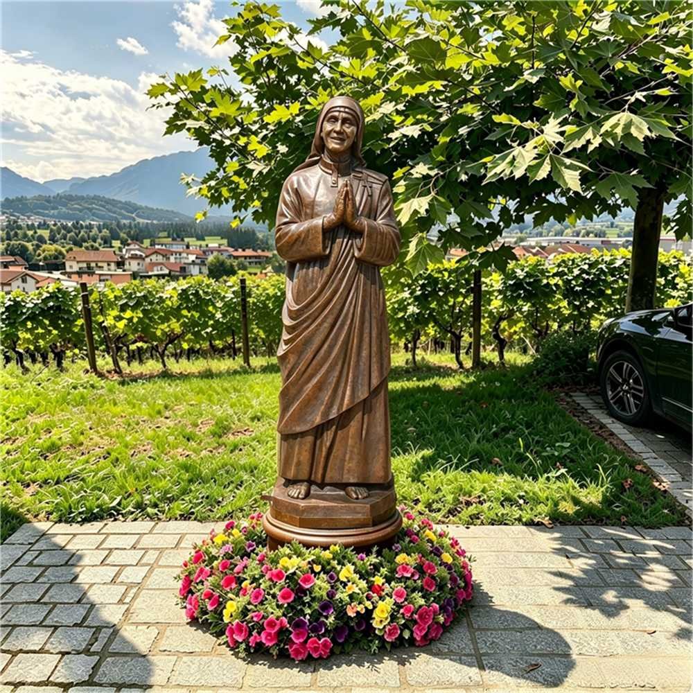 Bronze Casting of Mother Teresa Statue